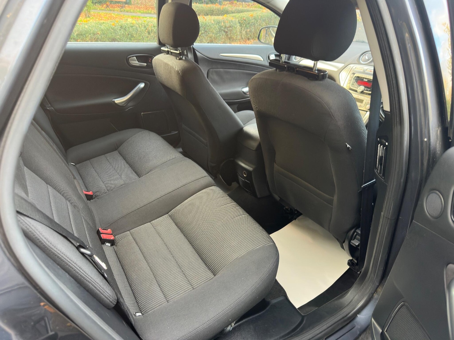 Used Ford Mondeo 2010 for sale - 75954181: Photo 35