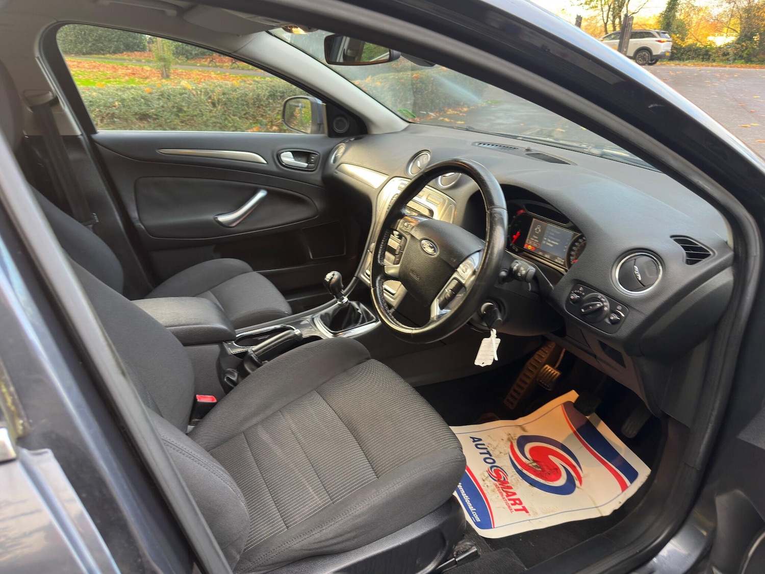 Used Ford Mondeo 2010 for sale - 75954181: Photo 37