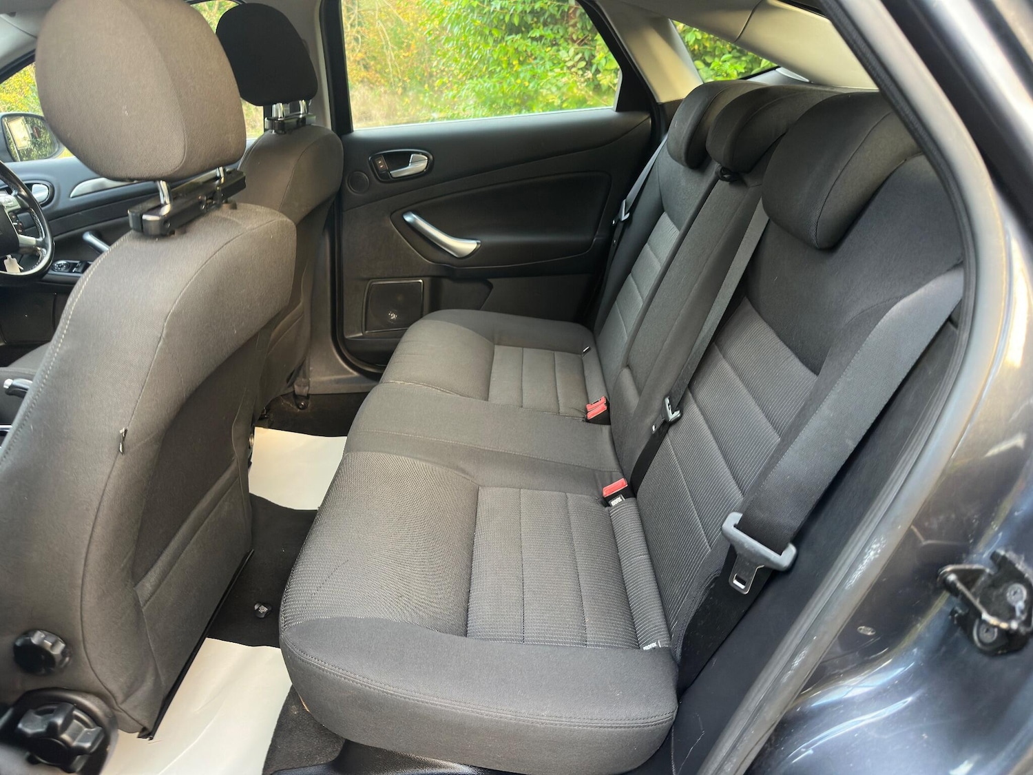 Used Ford Mondeo 2010 for sale - 75954181: Photo 38