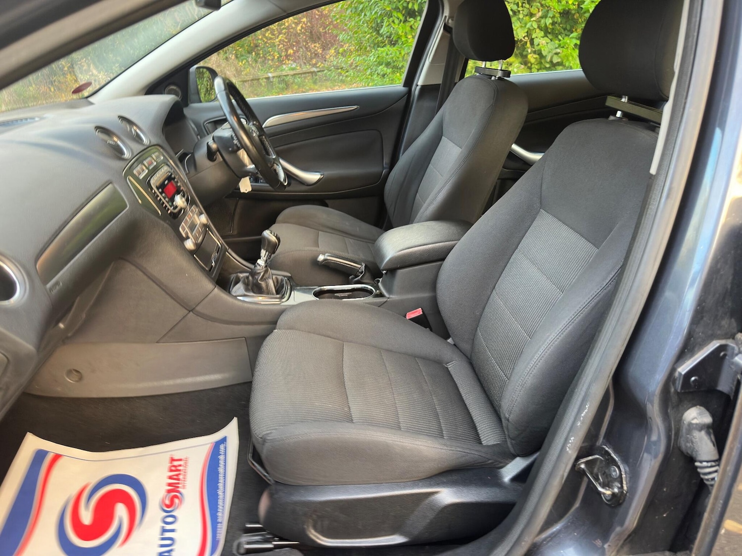 Used Ford Mondeo 2010 for sale - 75954181: Photo 41