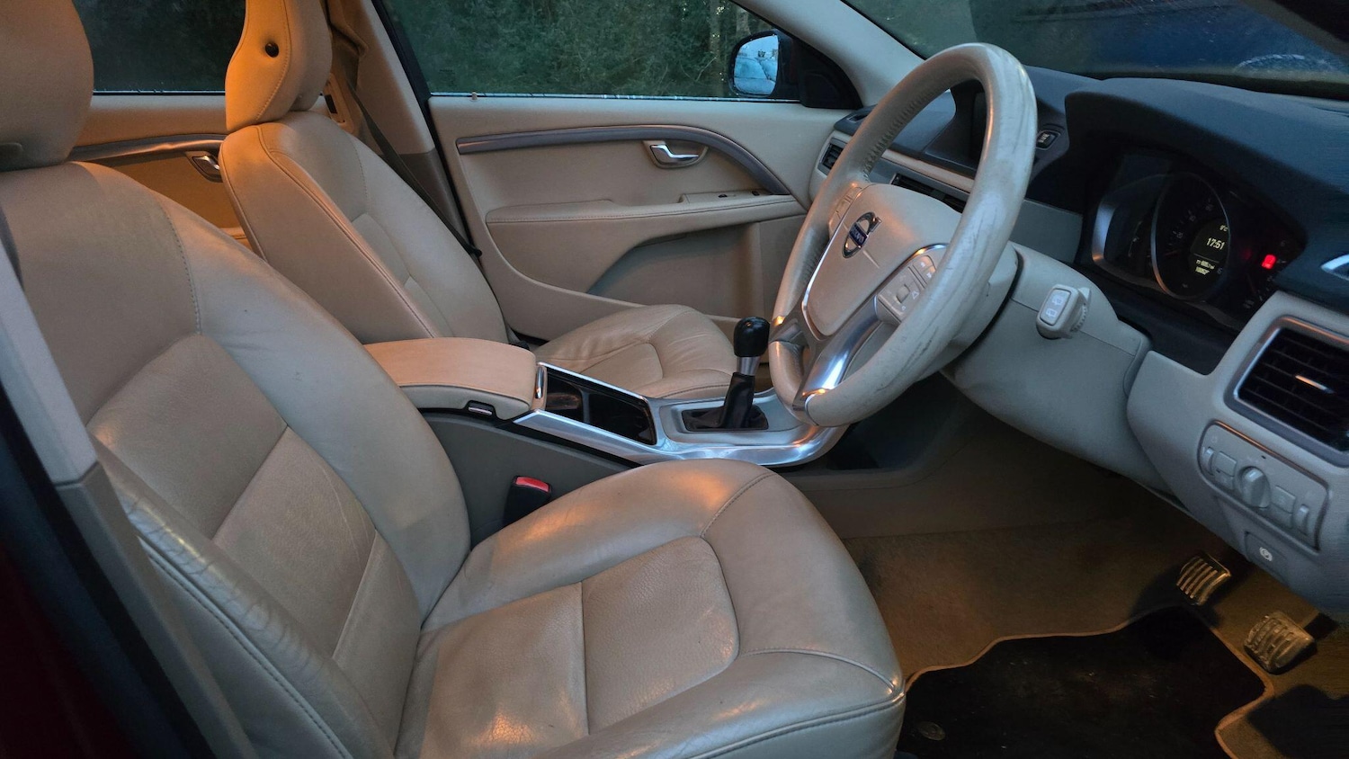 Used Volvo V70 for sale - 77695725: Photo 7