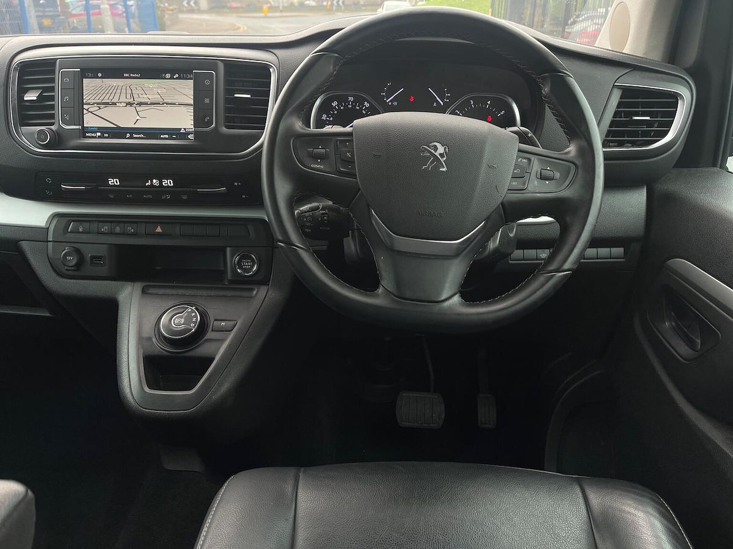 Used Peugeot Traveller 2020 for sale - 76532458: Photo 14