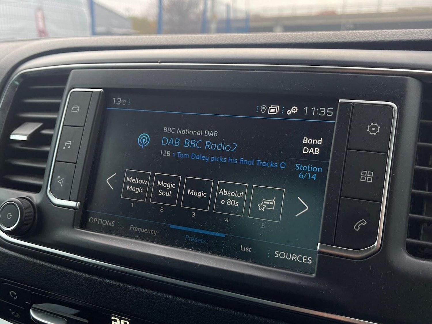 Used Peugeot Traveller 2020 for sale - 76532458: Photo 31