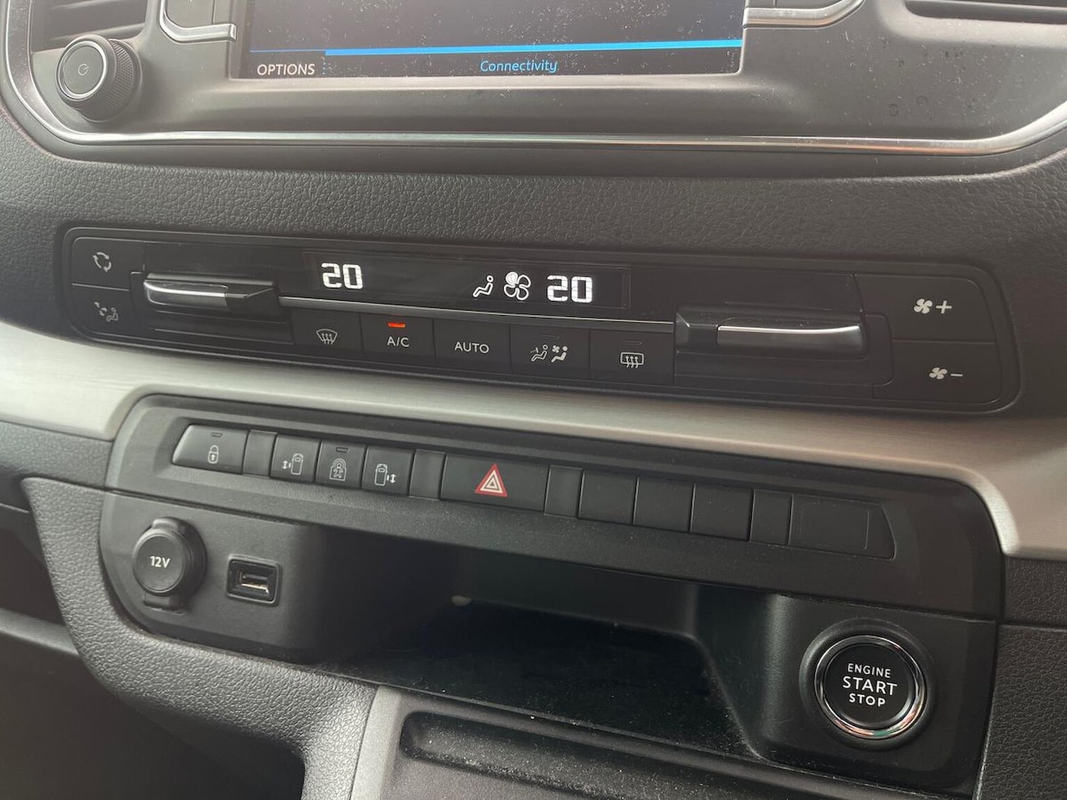 Used Peugeot Traveller 2020 for sale - 76532458: Photo 35