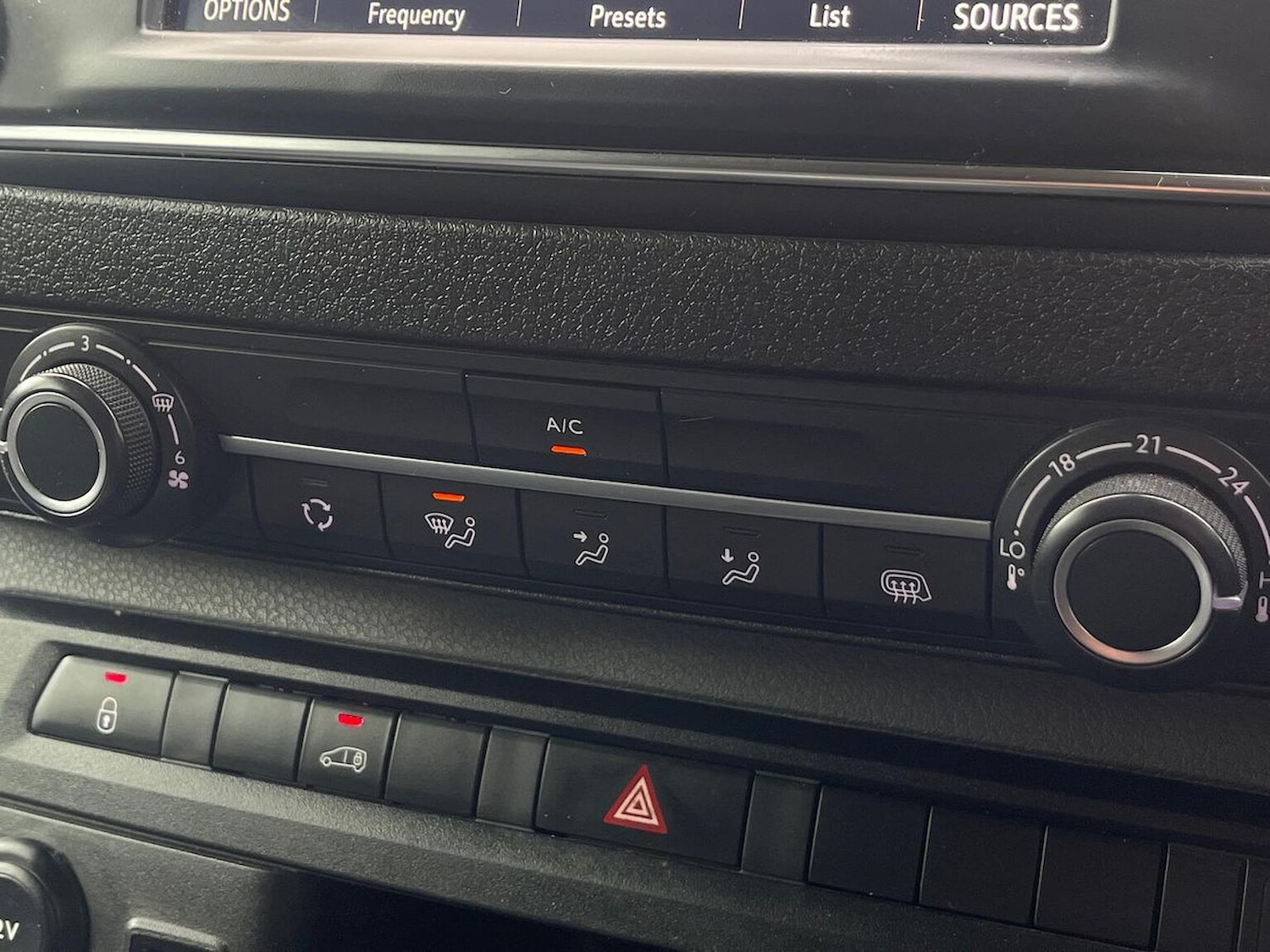 Used Vauxhall Vivaro 2019 for sale - 76329959: Photo 25