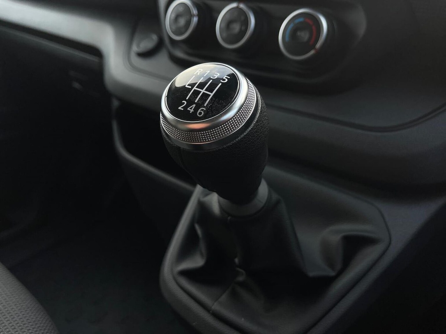 Used Renault Trafic 2024 for sale - 76638837: Photo 14