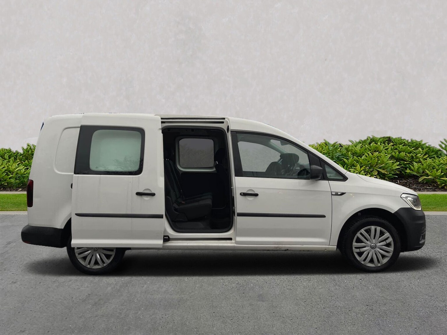 Used Volkswagen Caddy Maxi 2019 for sale - 77489113: Photo 3