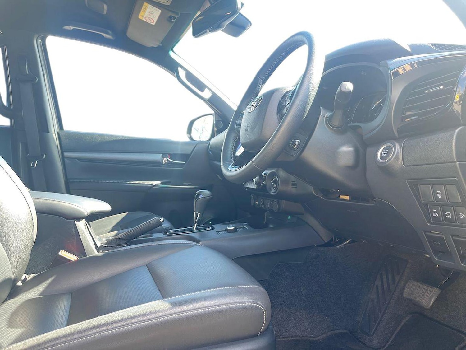 Used Toyota Hilux 2025 for sale - 78194478: Photo 11