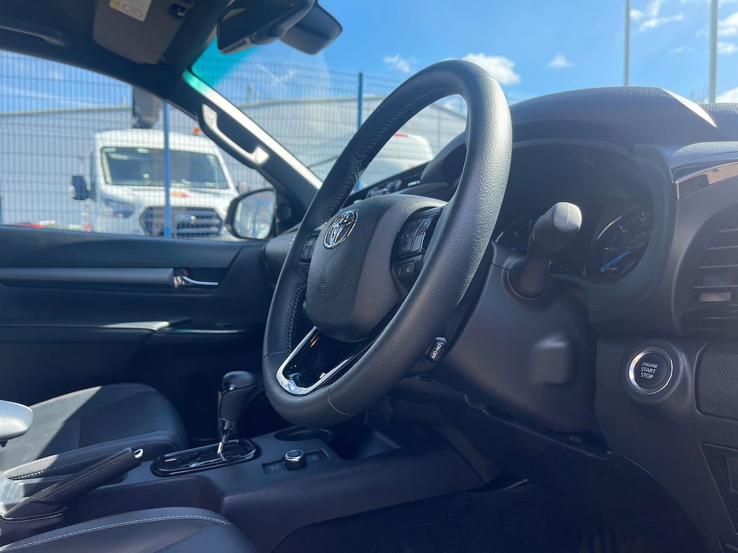 Used Toyota Hilux 2025 for sale - 78194478: Photo 12