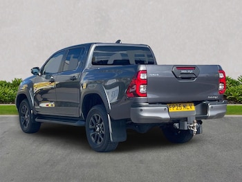 Used Toyota Hilux 2025 for sale - 78194478: Photo