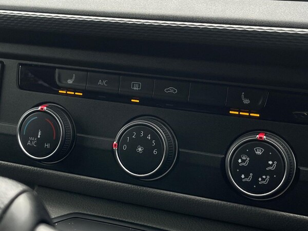 Used Volkswagen Transporter Shuttle 2020 for sale - 76237079: Photo 31