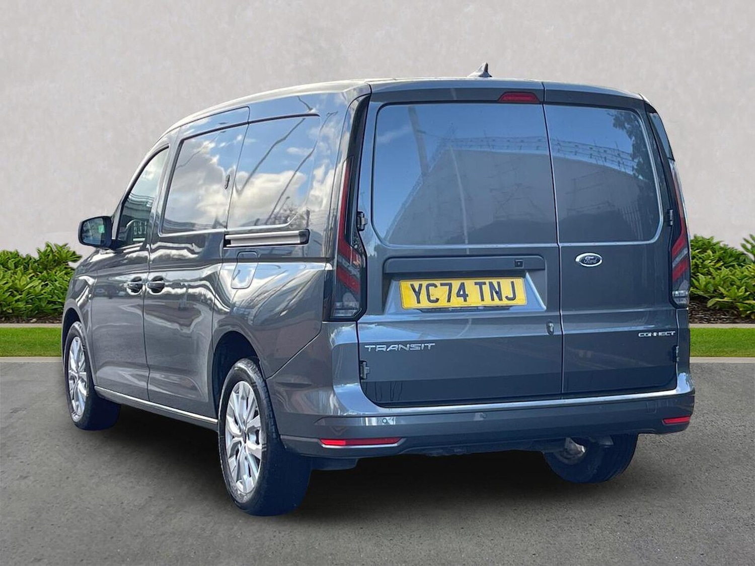 Used Ford Transit Connect 2024 for sale - 77489168: Photo 2