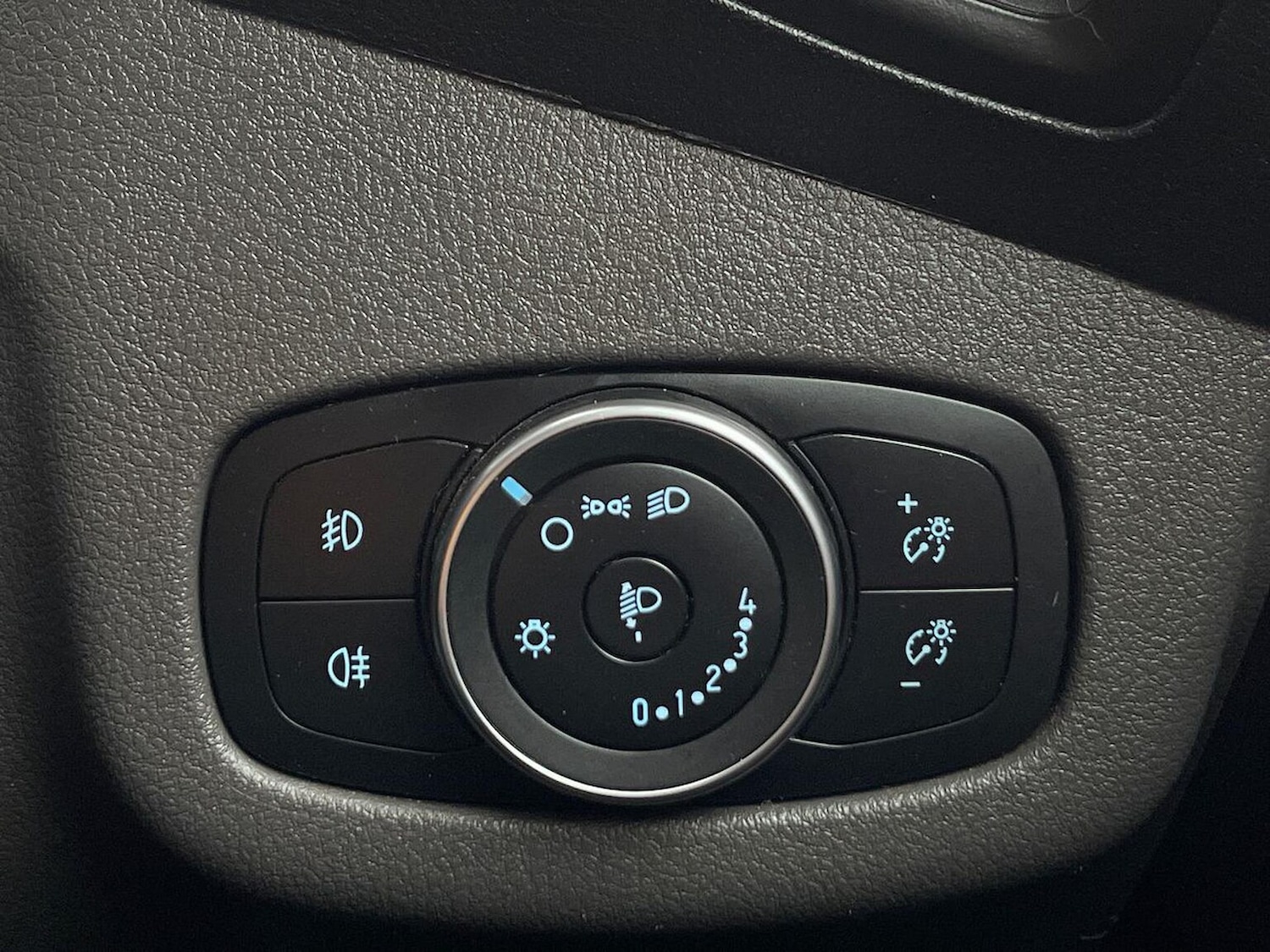 Used Ford Transit Connect 2018 for sale - 77896214: Photo 15