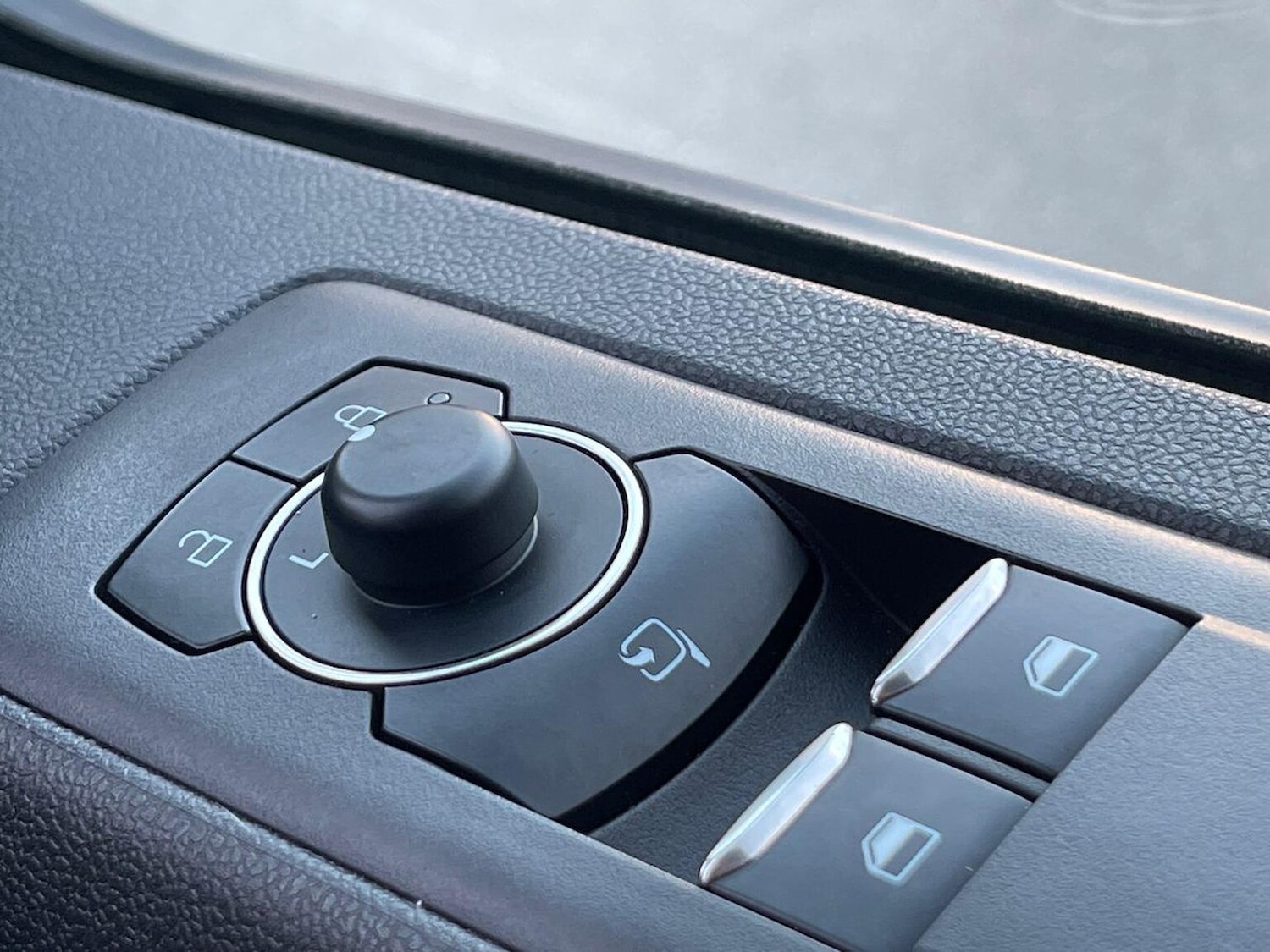 Used Ford Transit Custom 2024 for sale - 76945876: Photo 37