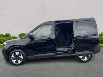 Used Ford Transit Courier 2025 for sale - 76198395: Photo