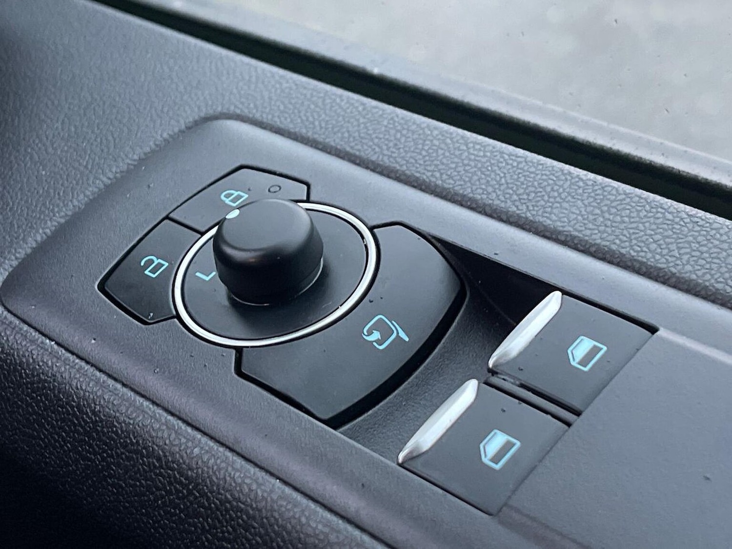 Used Ford Transit Custom 2024 for sale - 77061570: Photo 31