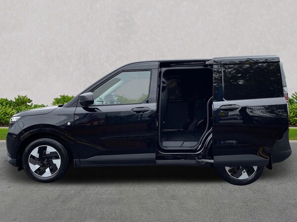 Used Ford Transit Courier 2025 for sale - 76164964: Photo 3