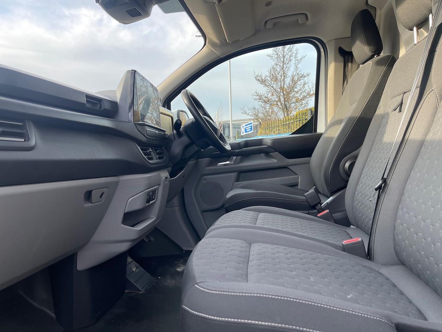 Used Ford Transit Custom 2024 for sale - 76877960: Photo 21