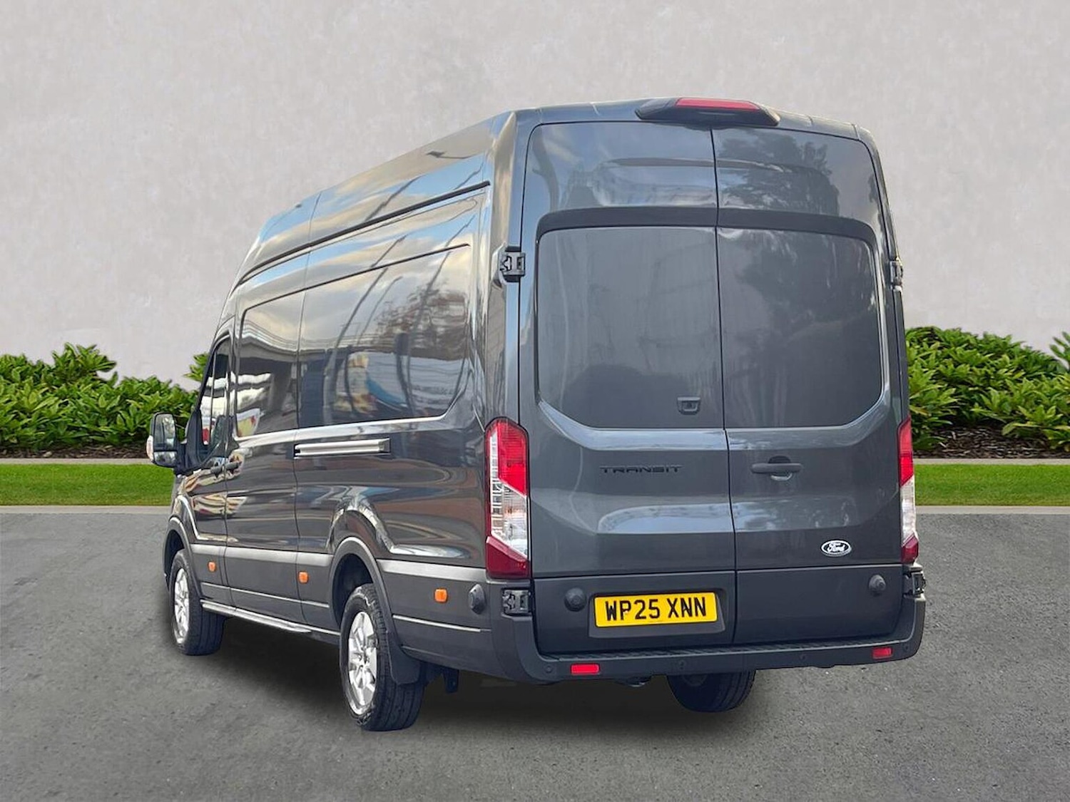 Used Ford Transit 2025 for sale - 76449598: Photo 2