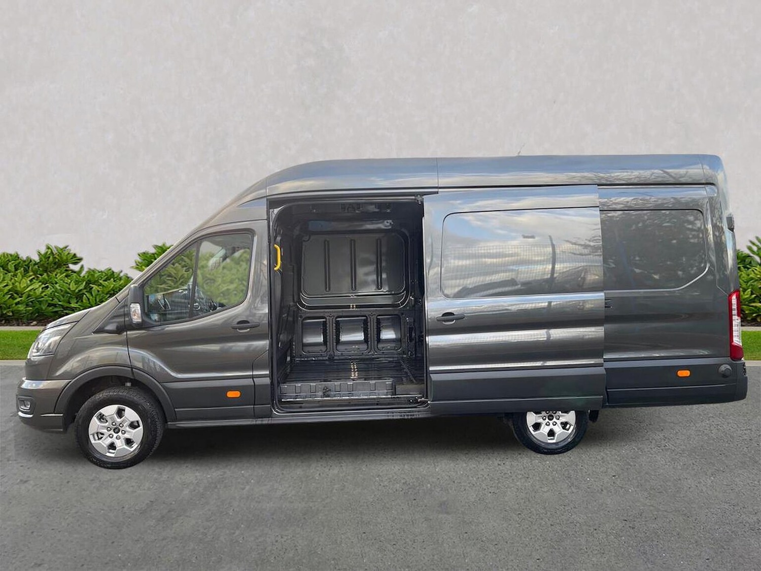 Used Ford Transit 2025 for sale - 76449598: Photo 3