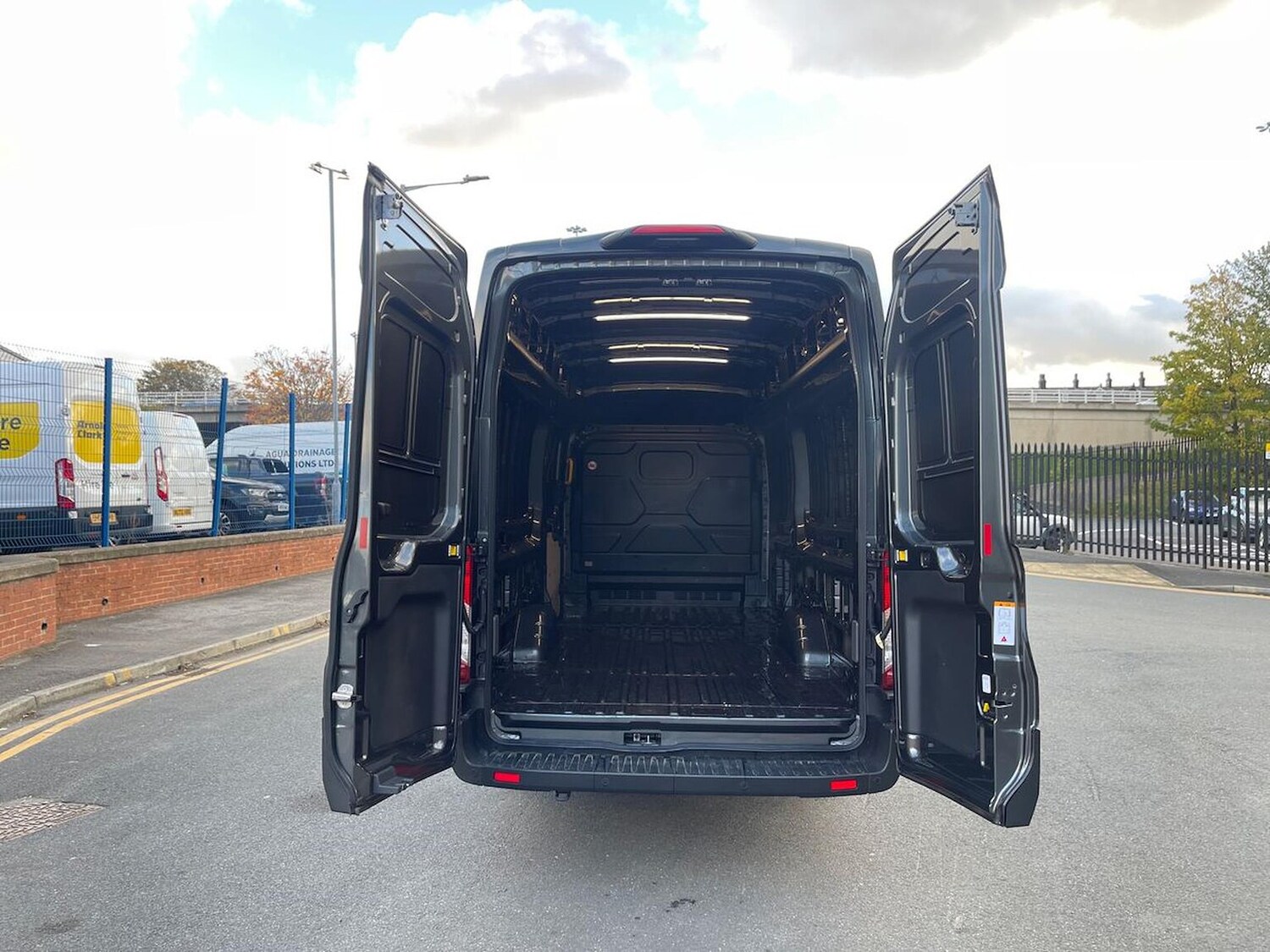 Used Ford Transit 2025 for sale - 76449598: Photo 6