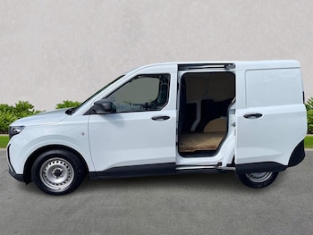 Used Ford Transit Courier 2024 for sale - 79228839: Photo