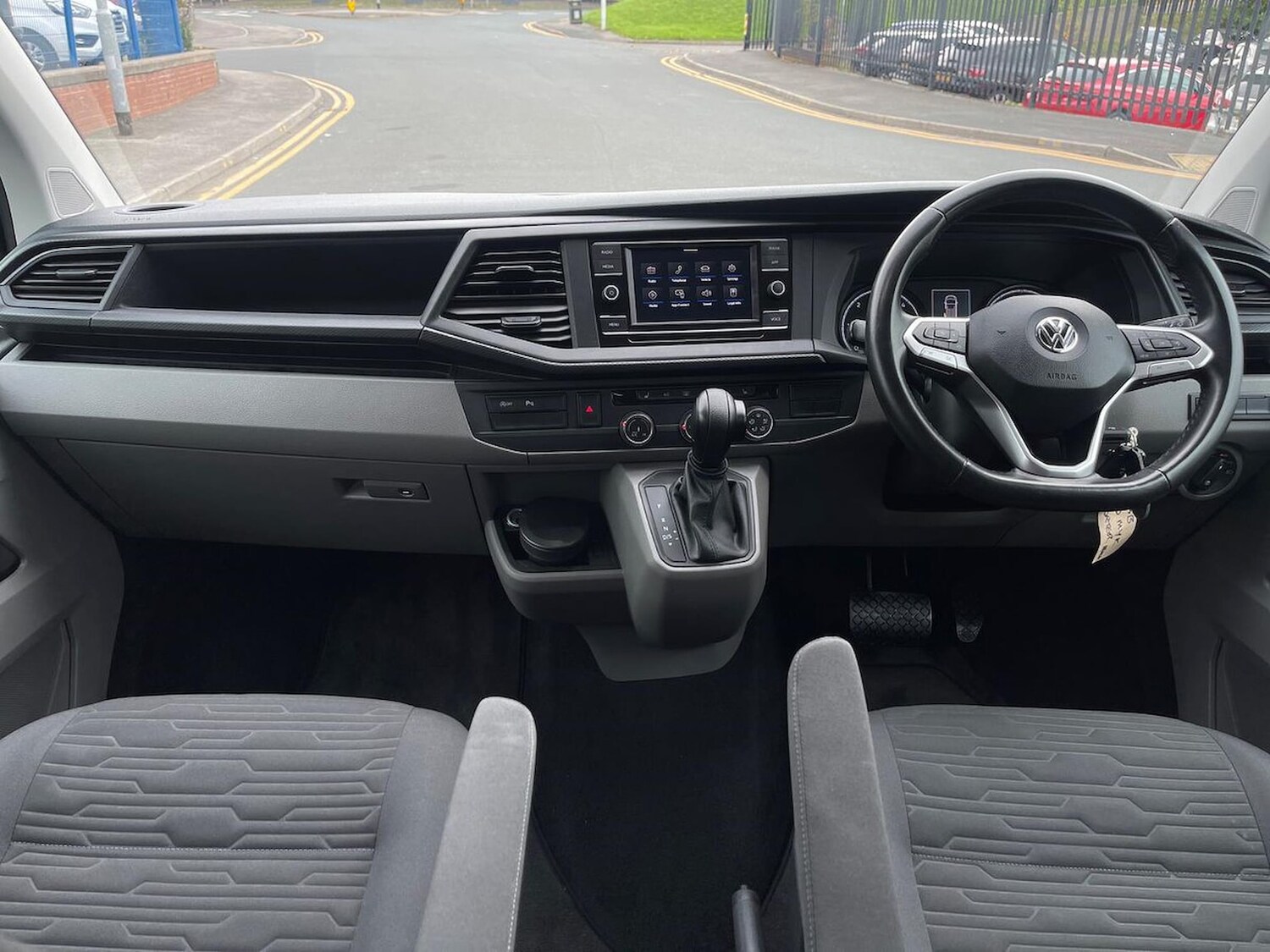 Used Volkswagen Transporter Shuttle 2020 for sale - 76477252: Photo 15