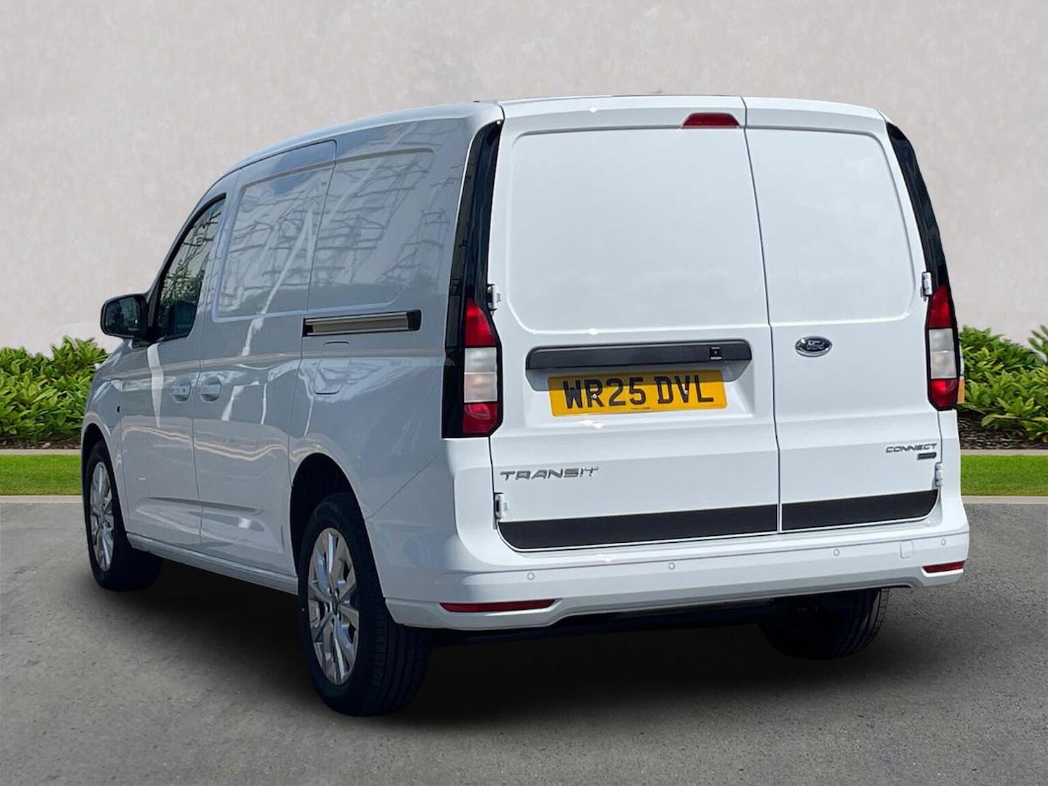 Used Ford Transit Connect 2025 for sale - 77688043: Photo 2