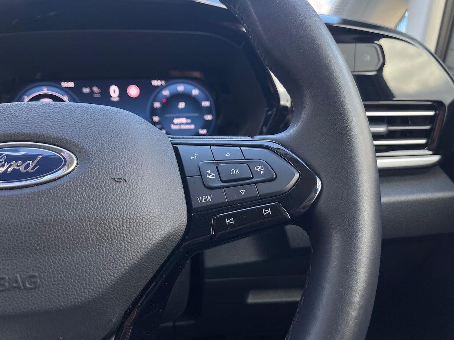 Used Ford Transit Connect 2024 for sale - 76449603: Photo 33