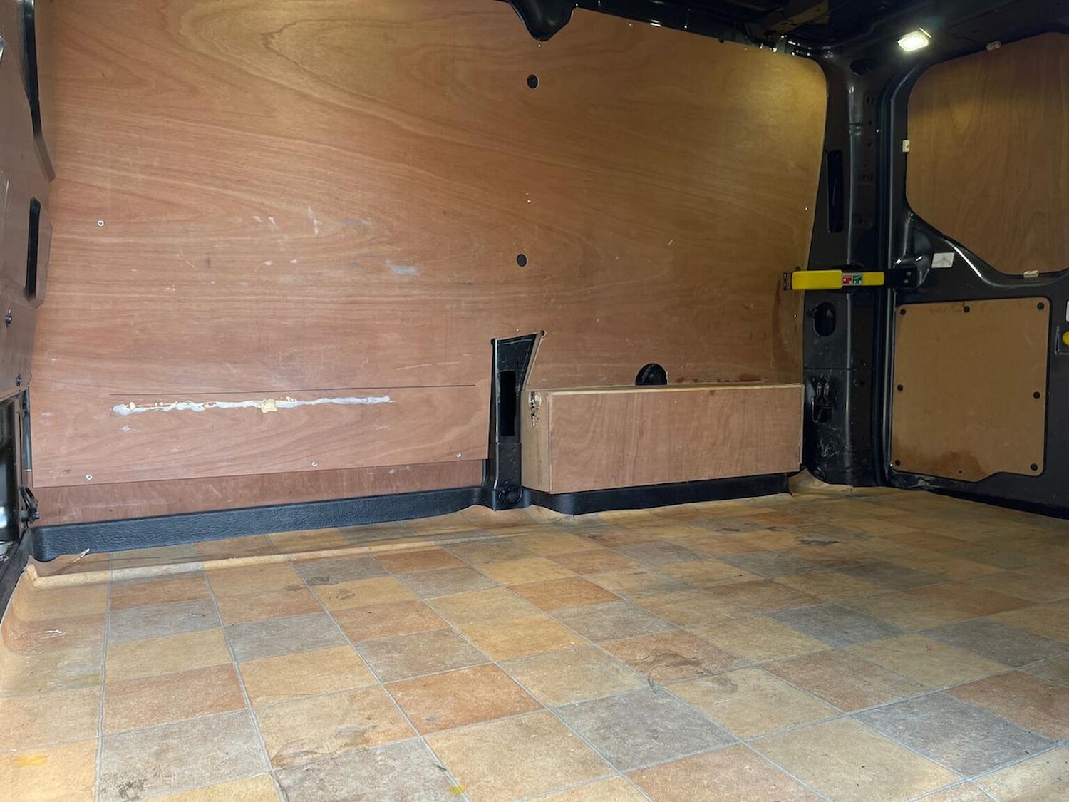 Used Ford Transit Custom 2017 for sale - 76449605: Photo 17