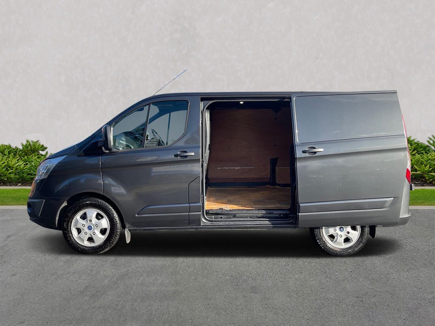 Used Ford Transit Custom 2017 for sale - 76449605: Photo 3