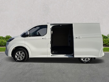 Used Ford Transit Custom 2024 for sale - 76945877: Photo