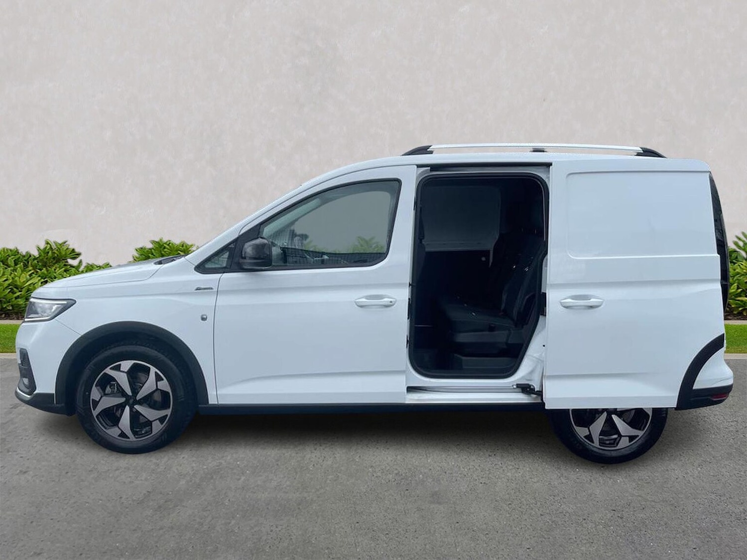 Used Ford Transit Connect 2025 for sale - 78004639: Photo 3