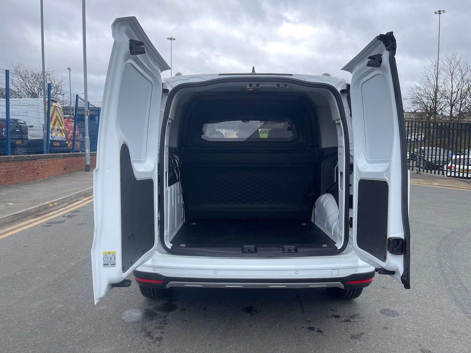 Used Ford Transit Connect 2025 for sale - 78004639: Photo 6