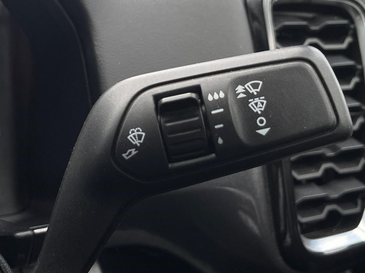 Used Ford Ranger 2024 for sale - 77802109: Photo 32