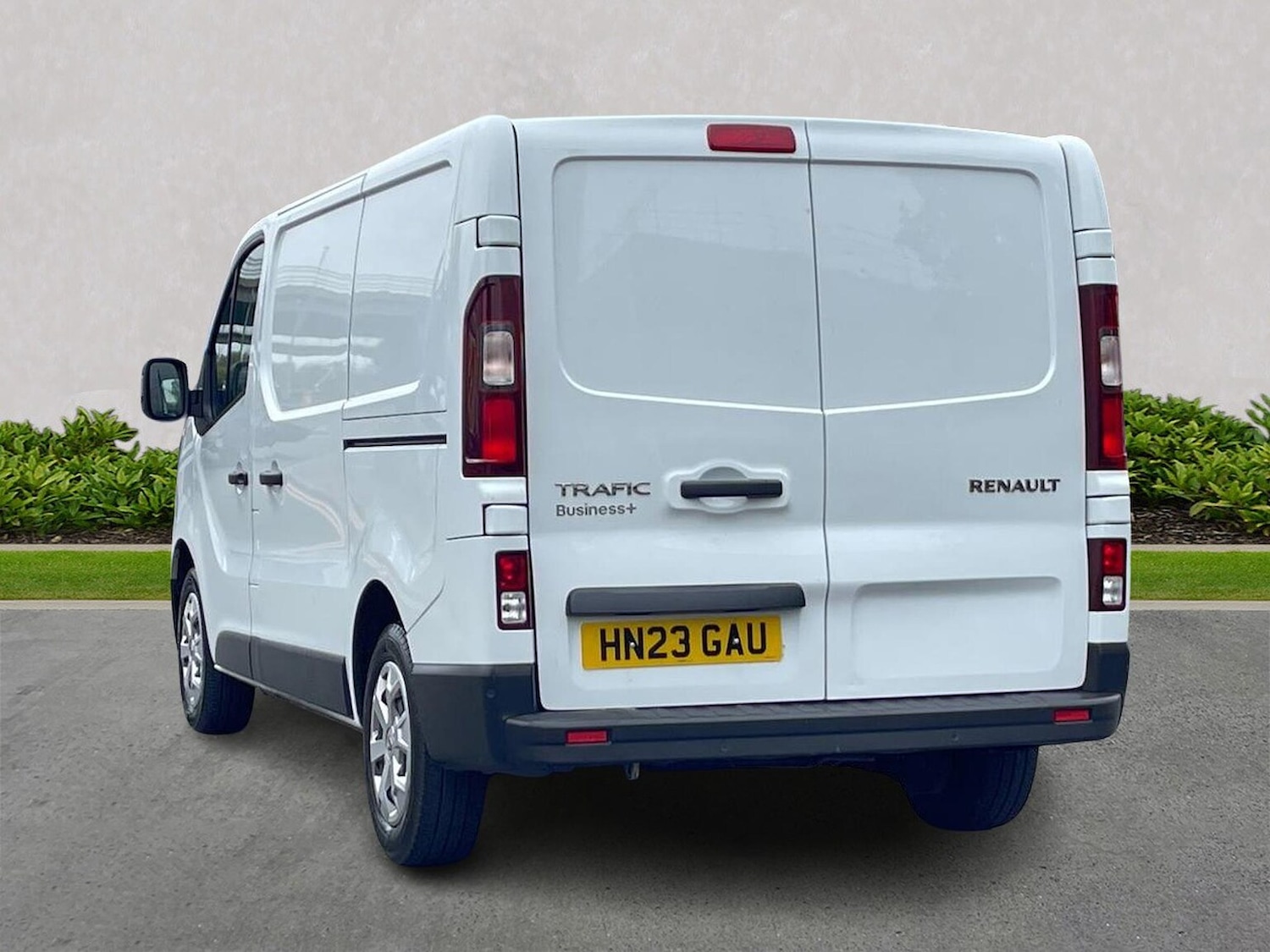 Used Renault Trafic 2023 for sale - 76275155: Photo 2