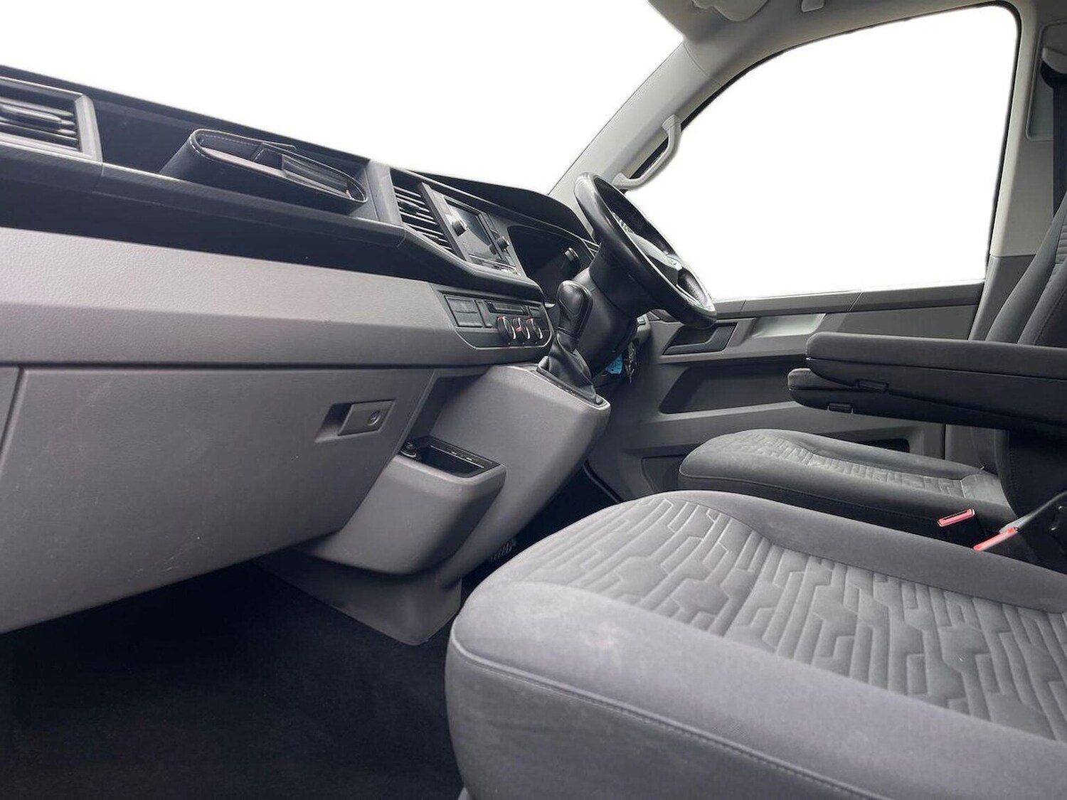 Used Volkswagen Transporter Shuttle 2021 for sale - 76237063: Photo 8