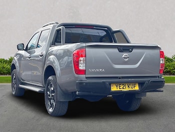 Used Nissan Navara 2021 for sale - 75689787: Photo