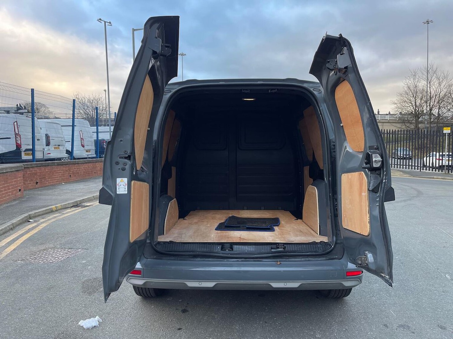 Used Nissan Other 2023 for sale - 77715425: Photo 6