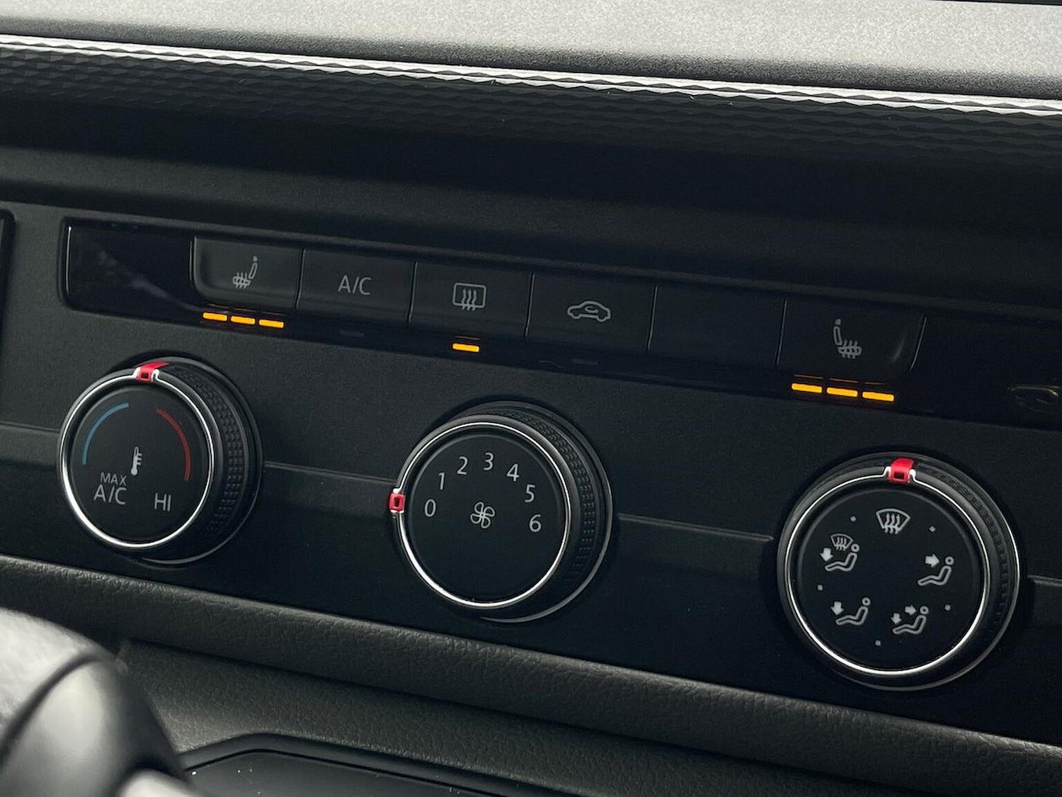 Used Volkswagen Transporter Shuttle 2020 for sale - 76687301: Photo 31