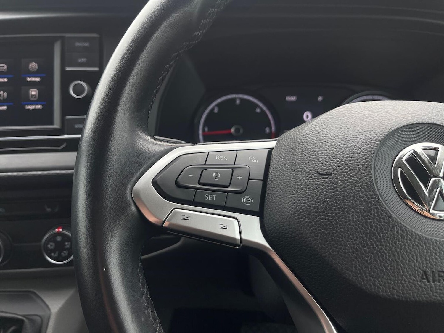 Used Volkswagen Transporter Shuttle 2020 for sale - 76687301: Photo 35