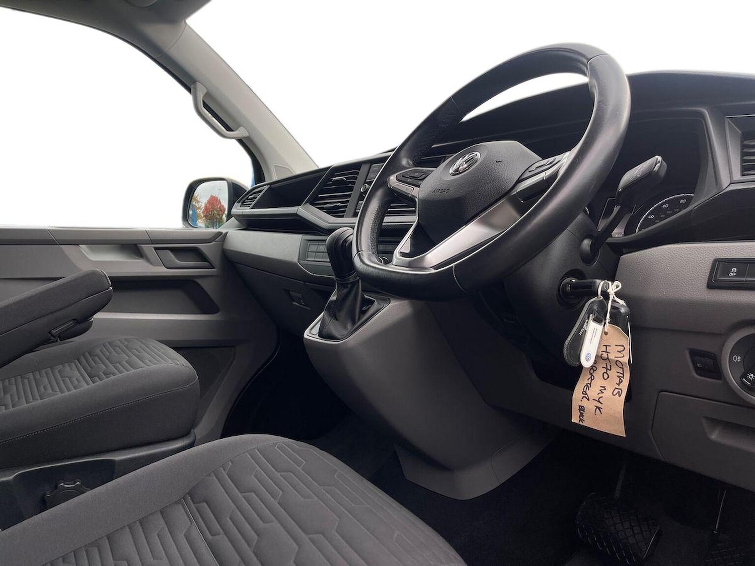 Used Volkswagen Transporter Shuttle 2020 for sale - 76687301: Photo 9