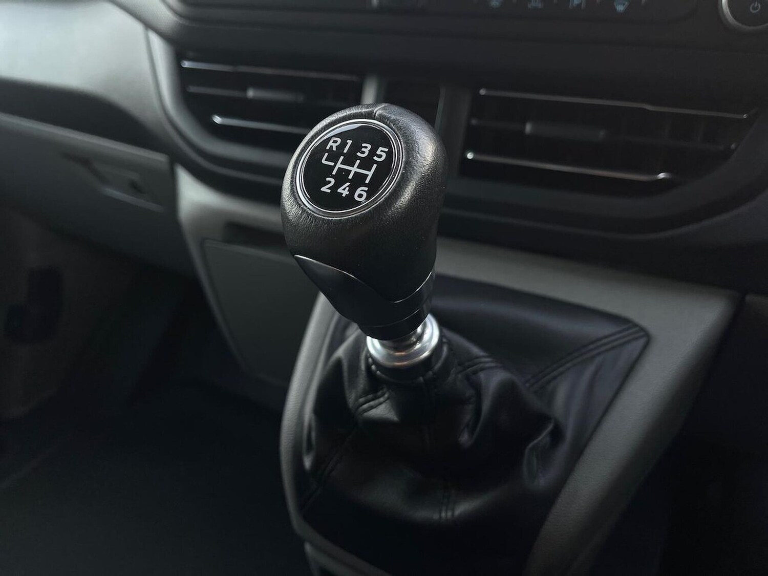 Used Ford Transit Custom 2024 for sale - 76877956: Photo 14