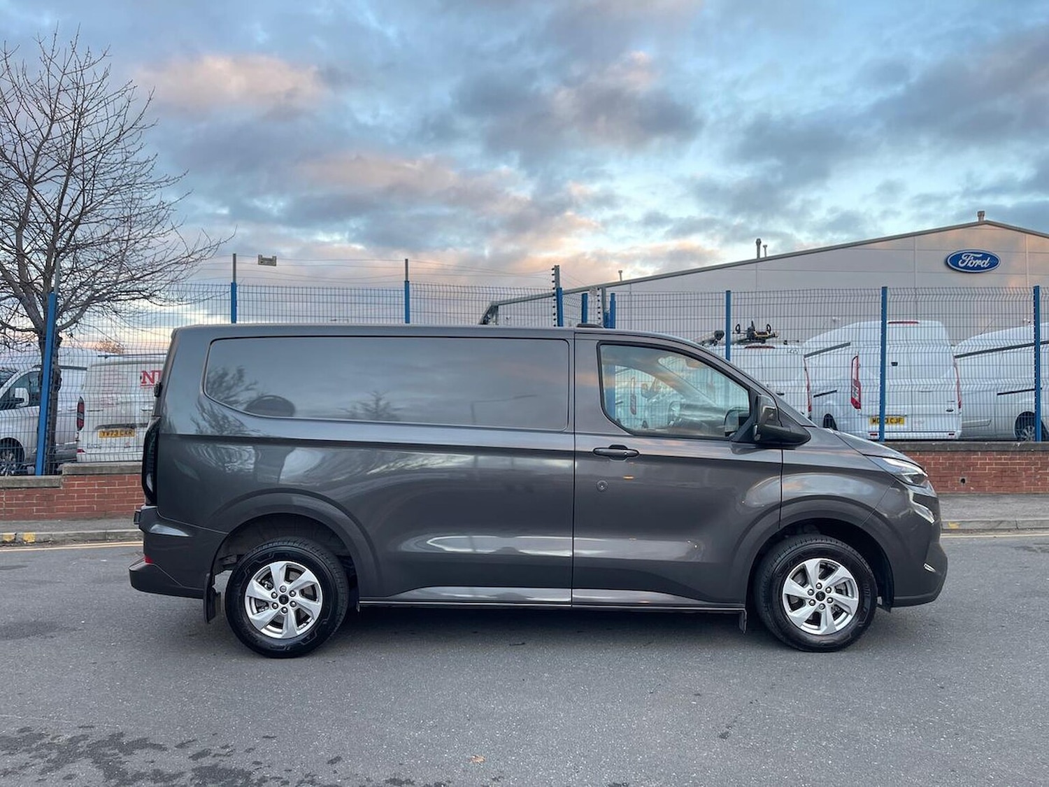 Used Ford Transit Custom 2024 for sale - 76945875: Photo 18