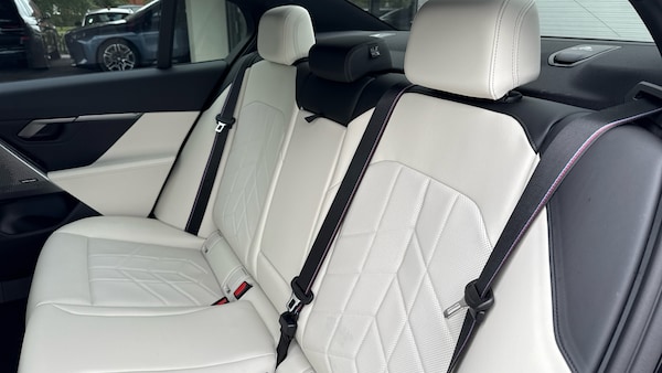 Used BMW 5 Series 2025 for sale - 76263227: Photo 12