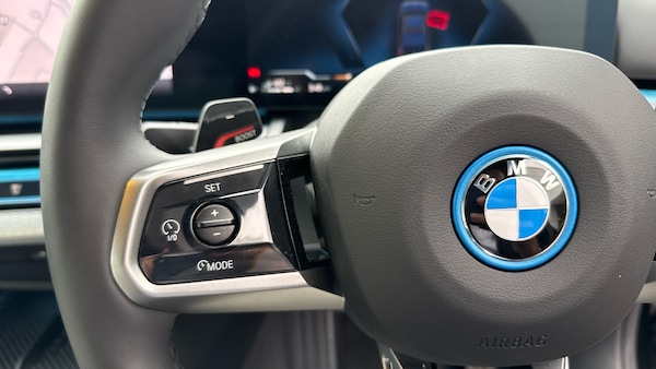 Used BMW 5 Series 2025 for sale - 76263227: Photo 17