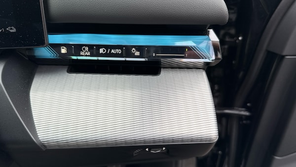Used BMW 5 Series 2025 for sale - 76263227: Photo 37