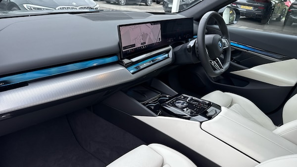 Used BMW 5 Series 2025 for sale - 76263227: Photo 7
