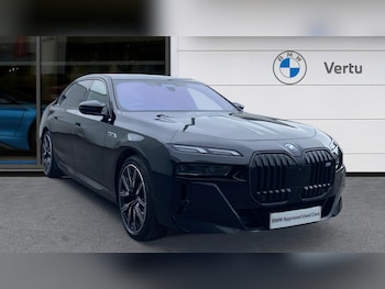 2024 (24) - M760e xDrive 4dr Auto