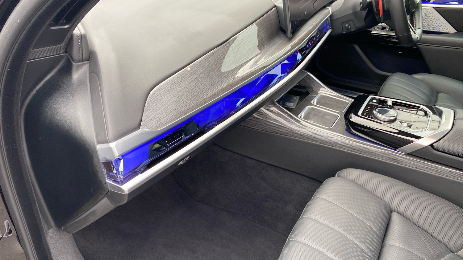 Used BMW 7 Series 2024 for sale - 77918433: Photo 36